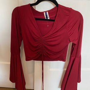 Long sleeve crop top